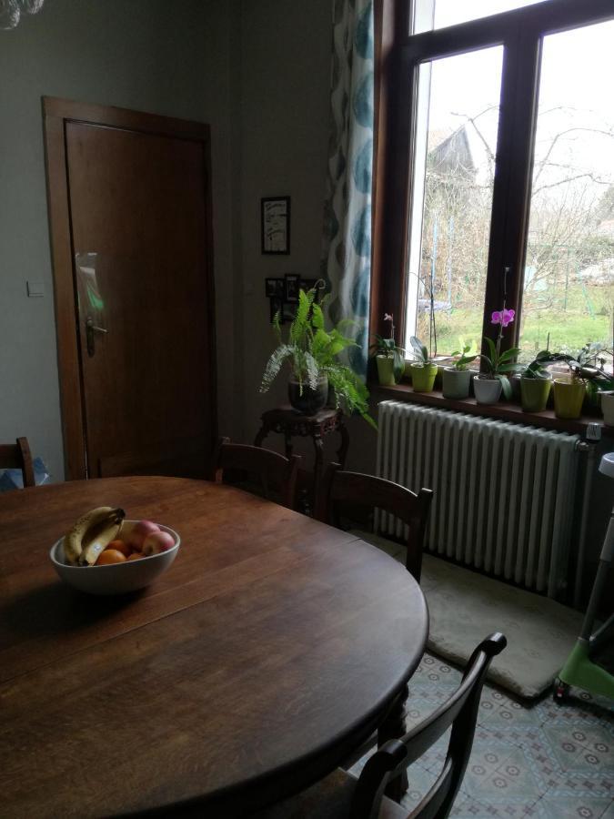 B And B Comme Chez Soi La Hestre Екстер'єр фото