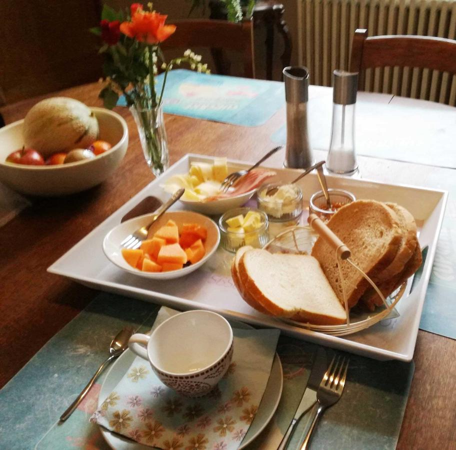 B And B Comme Chez Soi La Hestre Екстер'єр фото